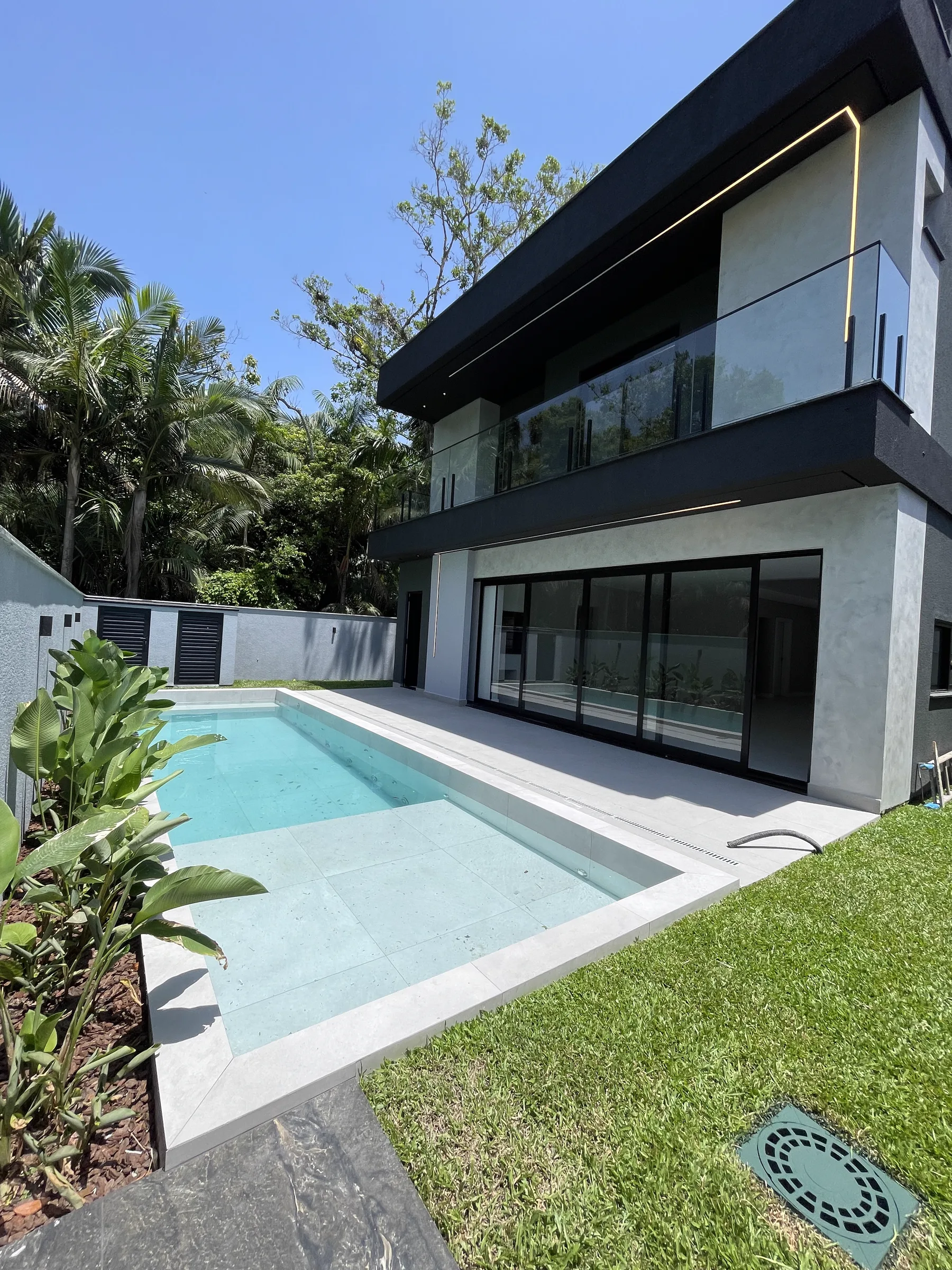 Casa Batman — vista da piscina