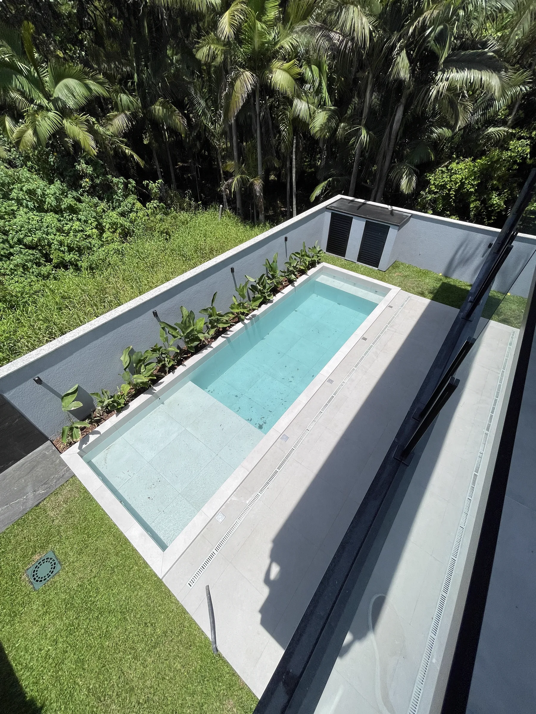 Casa Batman — vista aérea da piscina